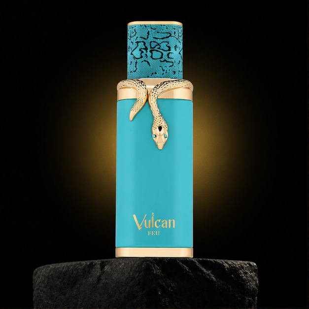 Vulcan Feu — French Avenue em cenário editorial premium preto e dourado