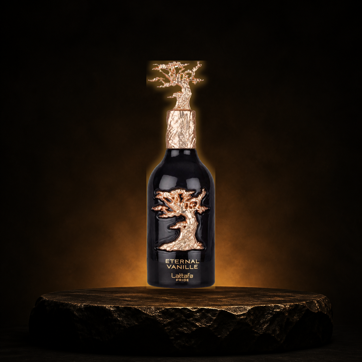 Eternal Vanille — Lattafa em cenário editorial premium preto e dourado
