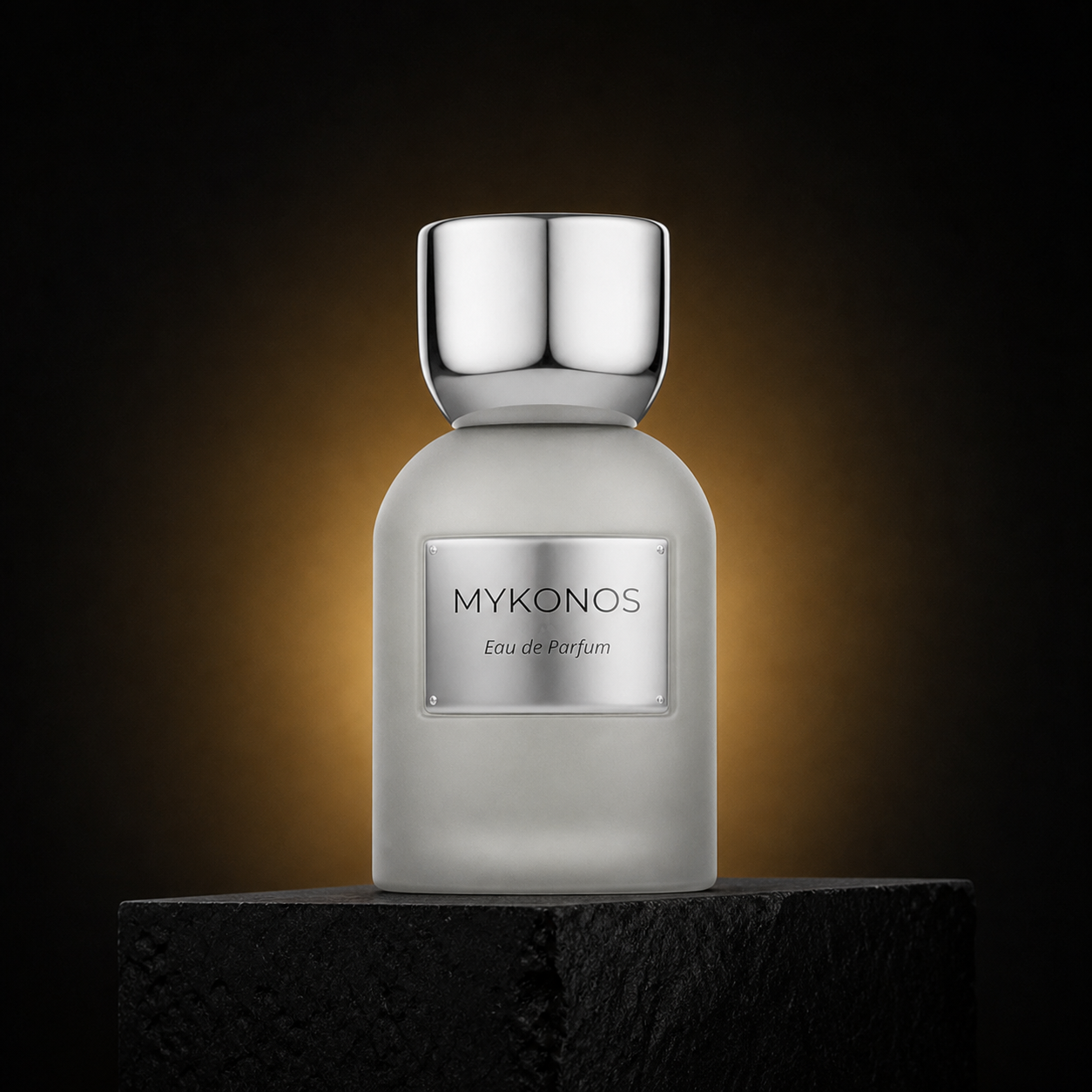 SlowLiving — Mykonos em cenário editorial premium preto e dourado
