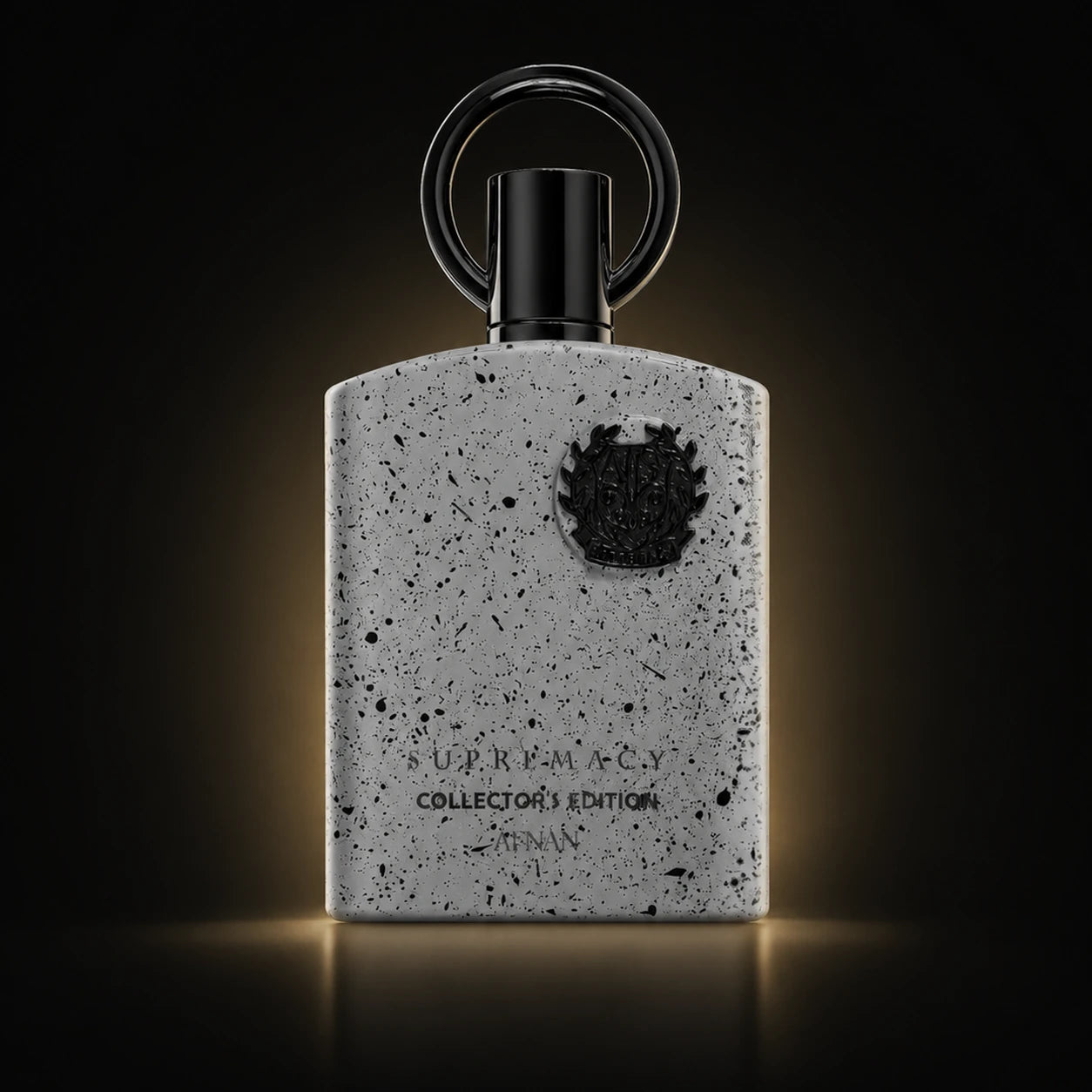 Supremacy Collectors Edition da Afnan em cenário editorial preto e dourado